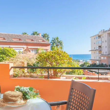 Sea Views L *