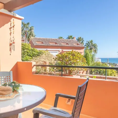 Apartment Sea Views L Estepona
